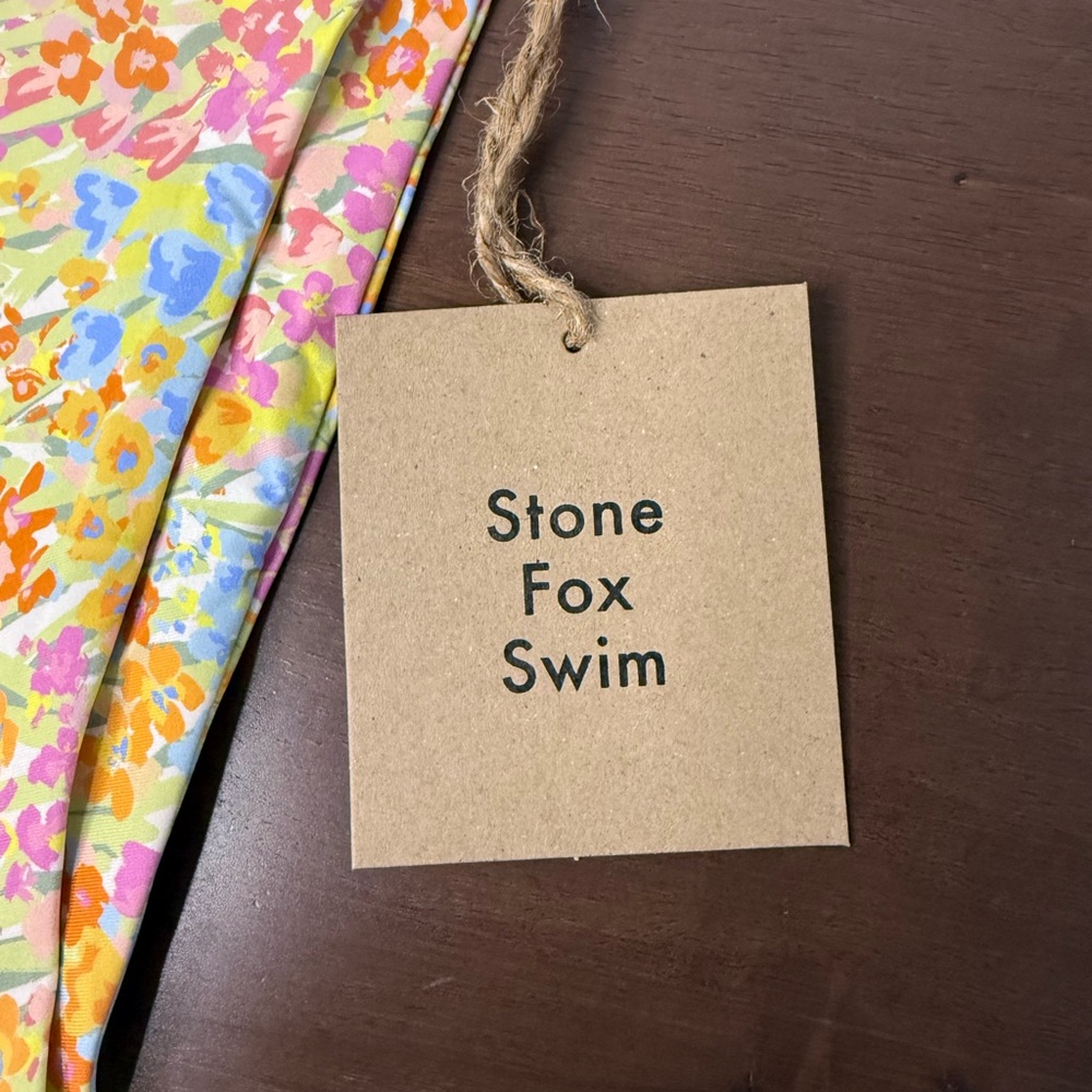 Stone Fox‎ Swim Sumatra Bottom in Flower Fields Print XS NWT - Picture 9 of 10